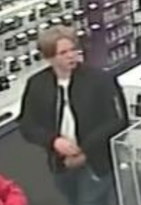 Police launch appeal to identify men involved in theft from a vehicle ...