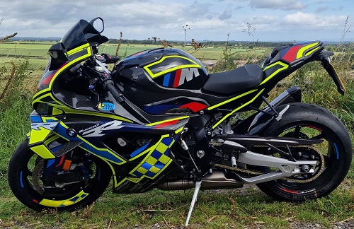 BMW M1000RR 
